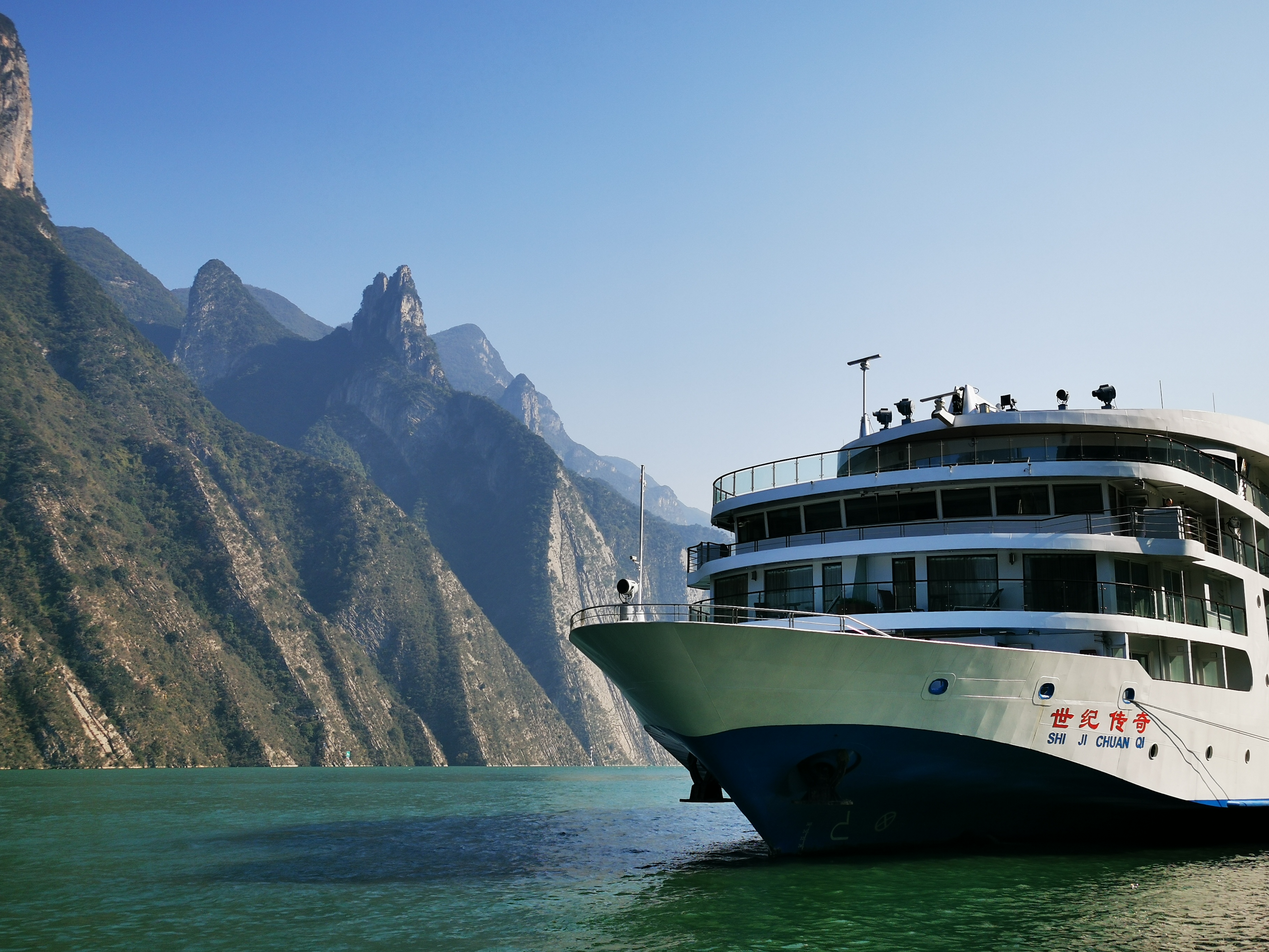 Wu Gorge of the Yangtze Three Gorges 3