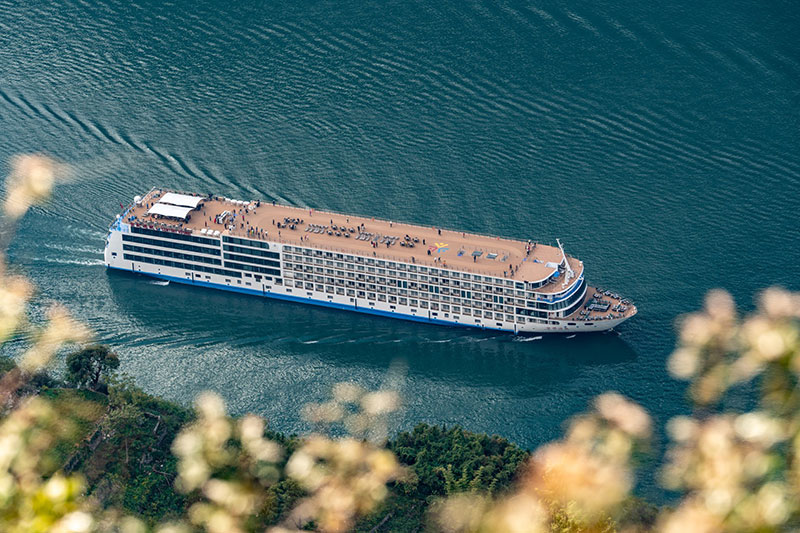 Explore ... Virtual Ship Tours