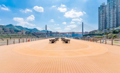 Top Sun Deck 顶层甲板 2.7c9f2a53